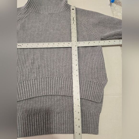 Aritzia Wilfred Free Cowl Neck Merino Wool Sweater In Grey Size Medium - Picture 7 of 8